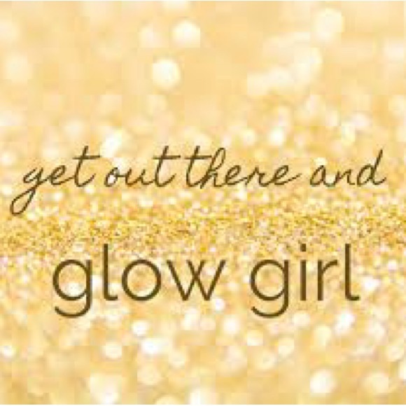 ☀️LIVE NOTIFICATION☀️ My Closet Items Only 🩵🩵🩵 - Picture 2 of 3